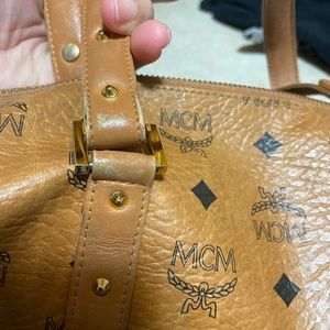 MCM PAPILLON BAG 100% authentic.